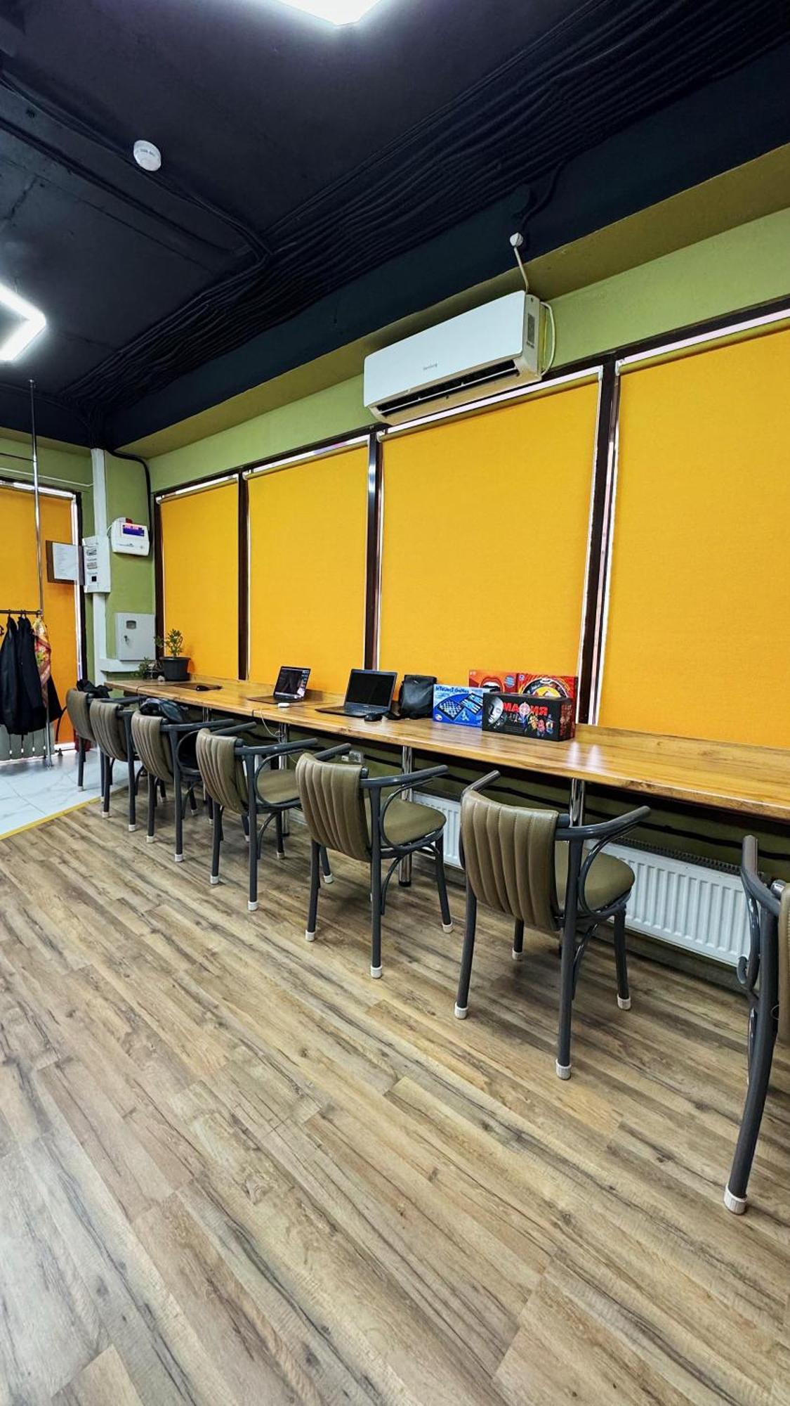 Hostel Kochevnik Capsule Hotel Almaty Ngoại thất bức ảnh