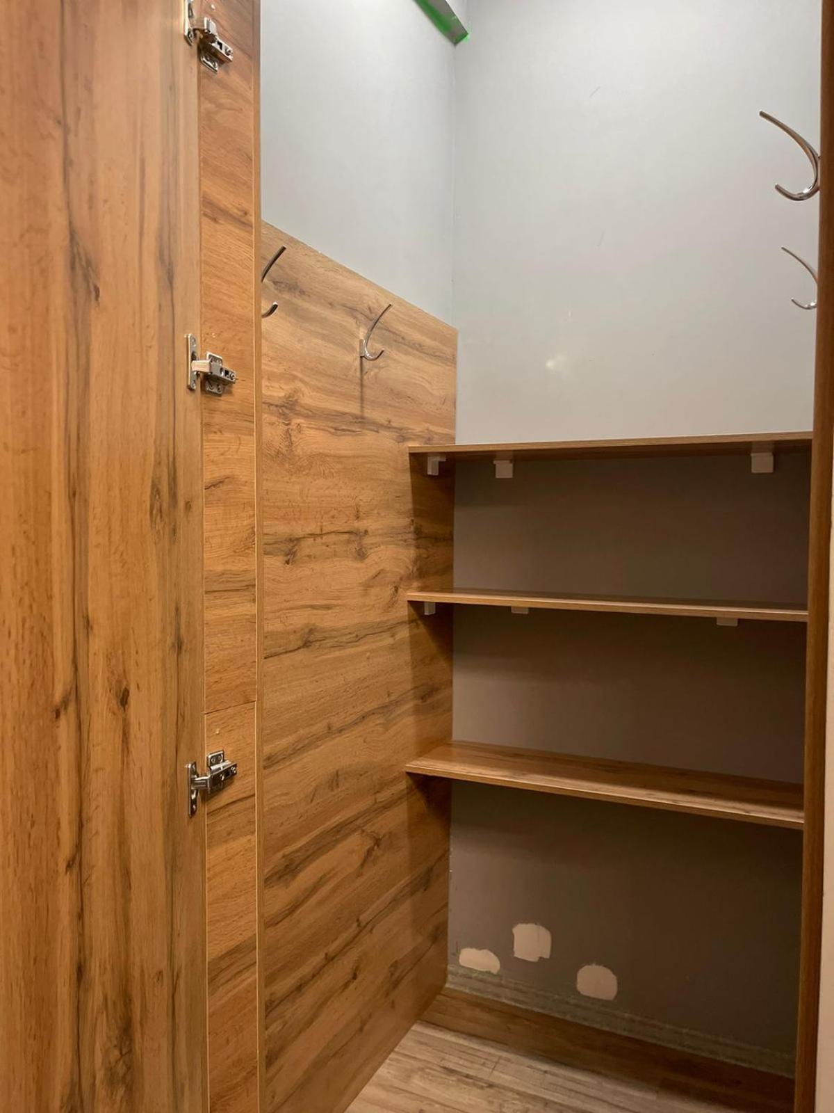 Hostel Kochevnik Capsule Hotel Almaty Ngoại thất bức ảnh